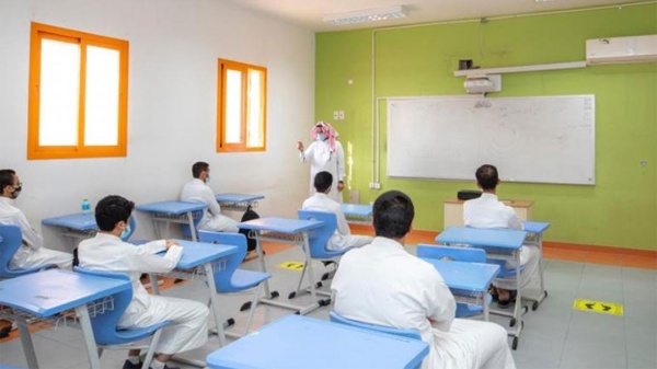 كم باقي على الاختبارات النهائية في السعودية