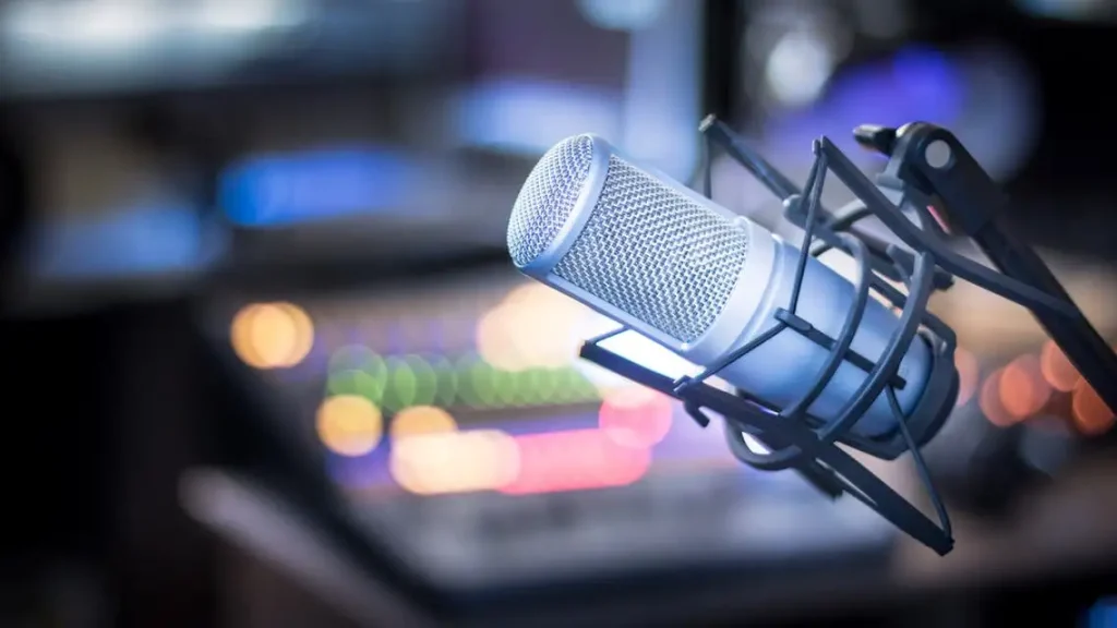 إذاعة مدرسية عن الحياة للصف الثاني متوسط