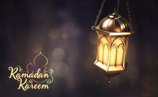 وش تقول عندما يقول لك شخص رمضان كريم؟ ما ارد على رمضان مبارك؟