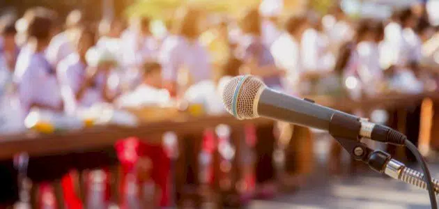 إذاعة مدرسية جاهزة عن الإخلاص في العمل