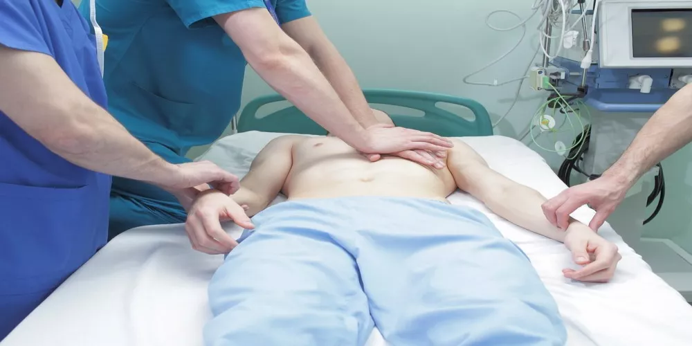متى يتوقف القلب بعد موت الدماغ؟! مدة حياة الإنسان بعد الموت الدماغي